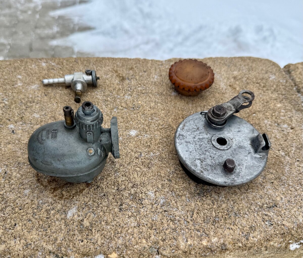 Stadion, Jawa Jawetta - dily - 3