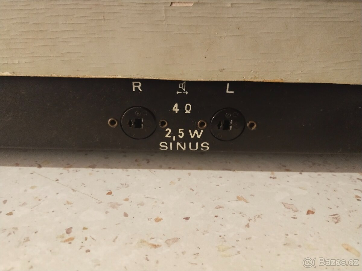 Gramofón TESLA MODEL NCZ-040 - 3