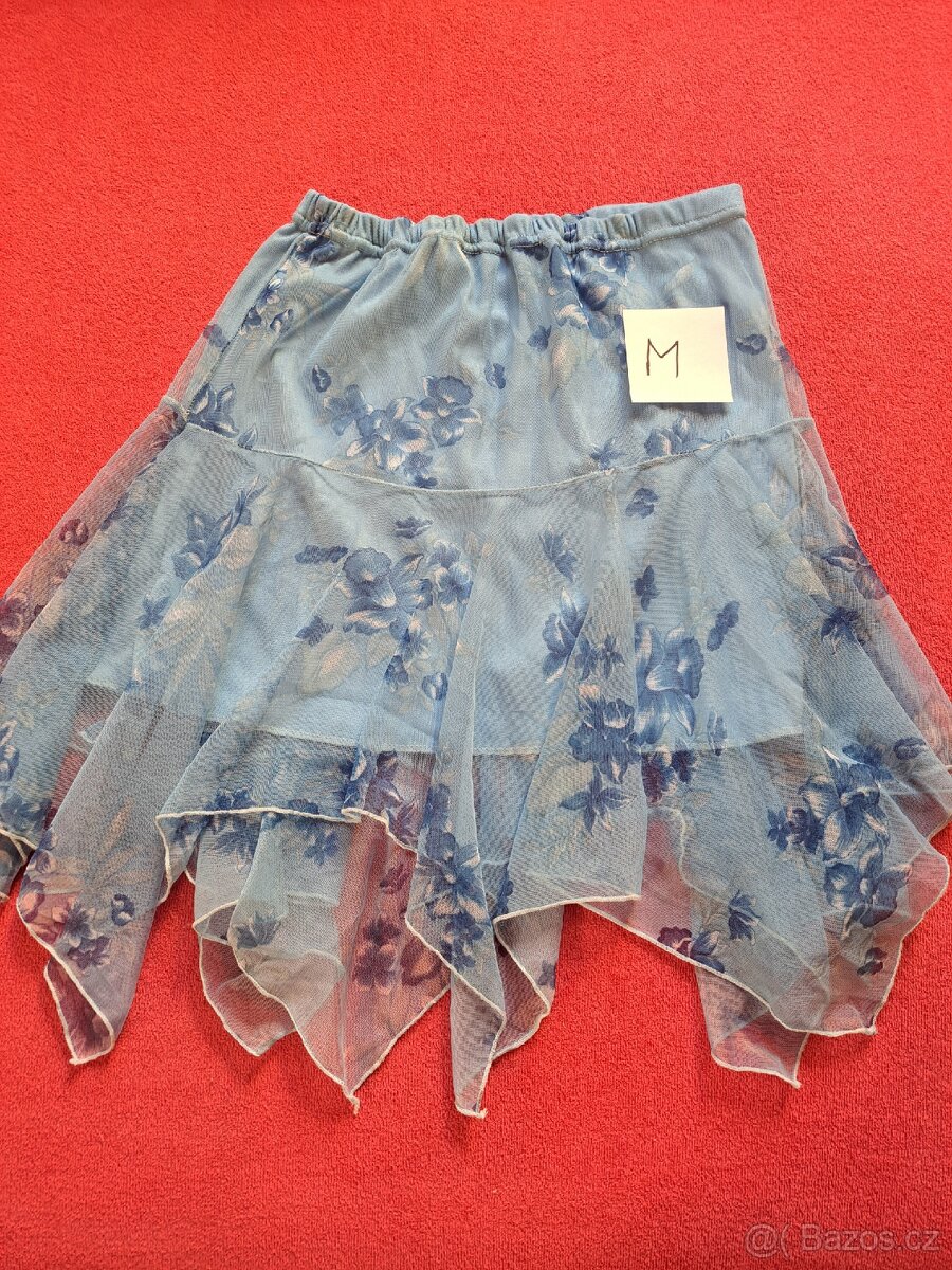 Dívčí sukně a šaty - 3