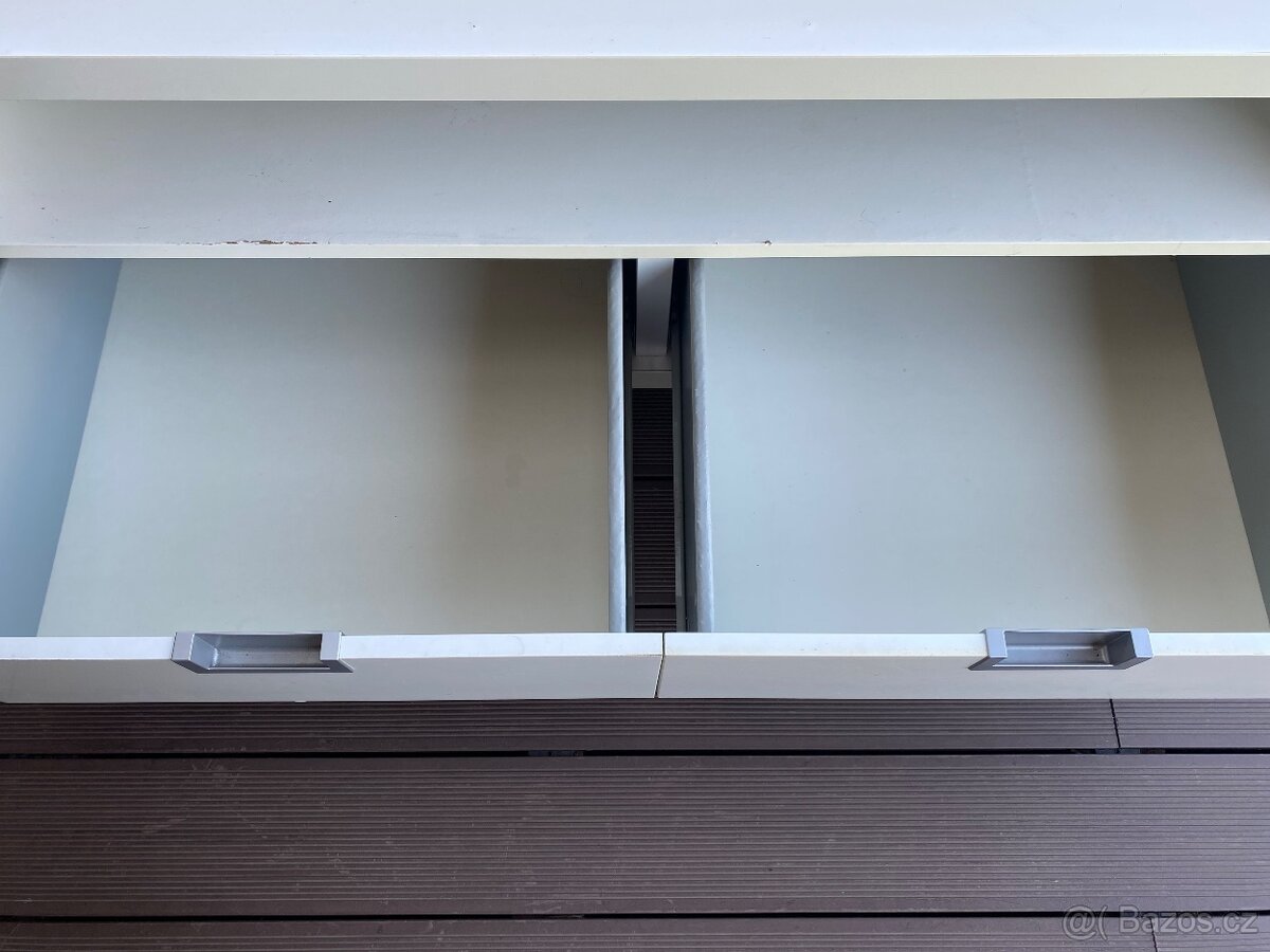 Televizní stůl - 3