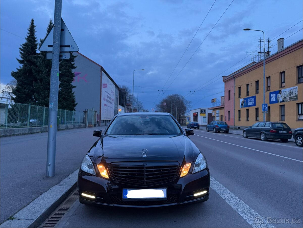 Mercedes-Benz Třídy E,220 CDI R.v.2012 - 3