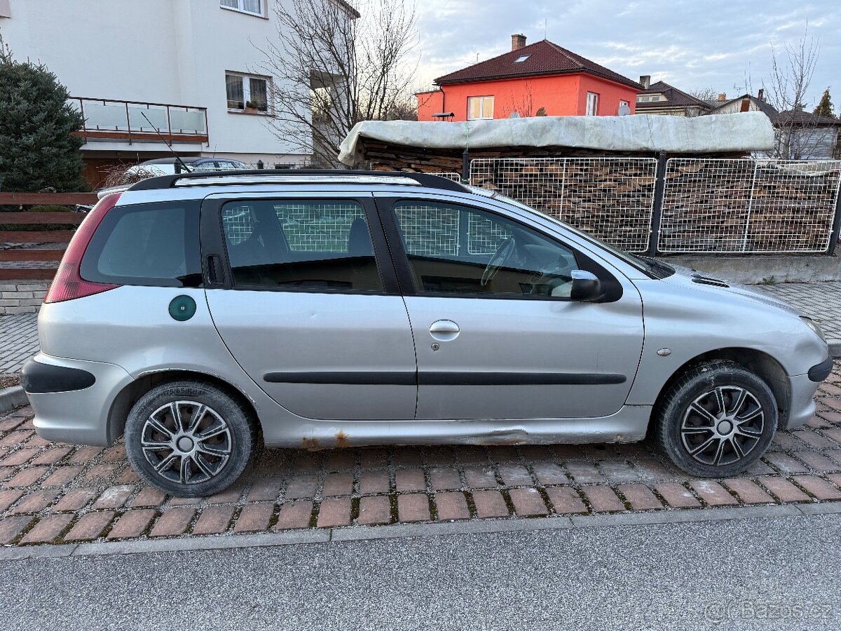 Peugeot 206 sw 1.4hdi - 3