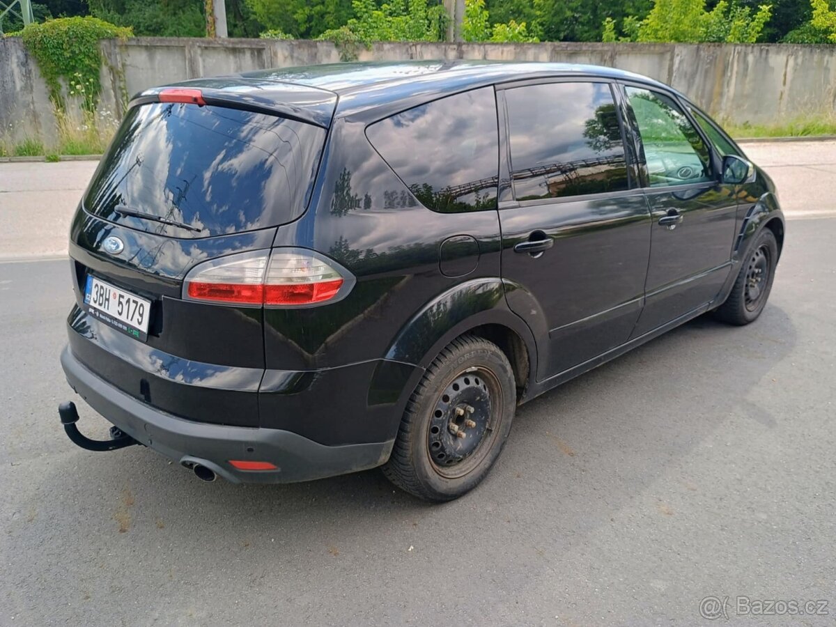 Ford S-max 2.5 Turbo 162kW benzín - 3