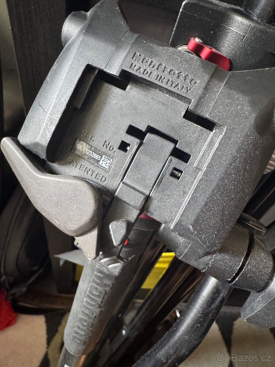 Monopod Manfrotto s video hlavou - 3