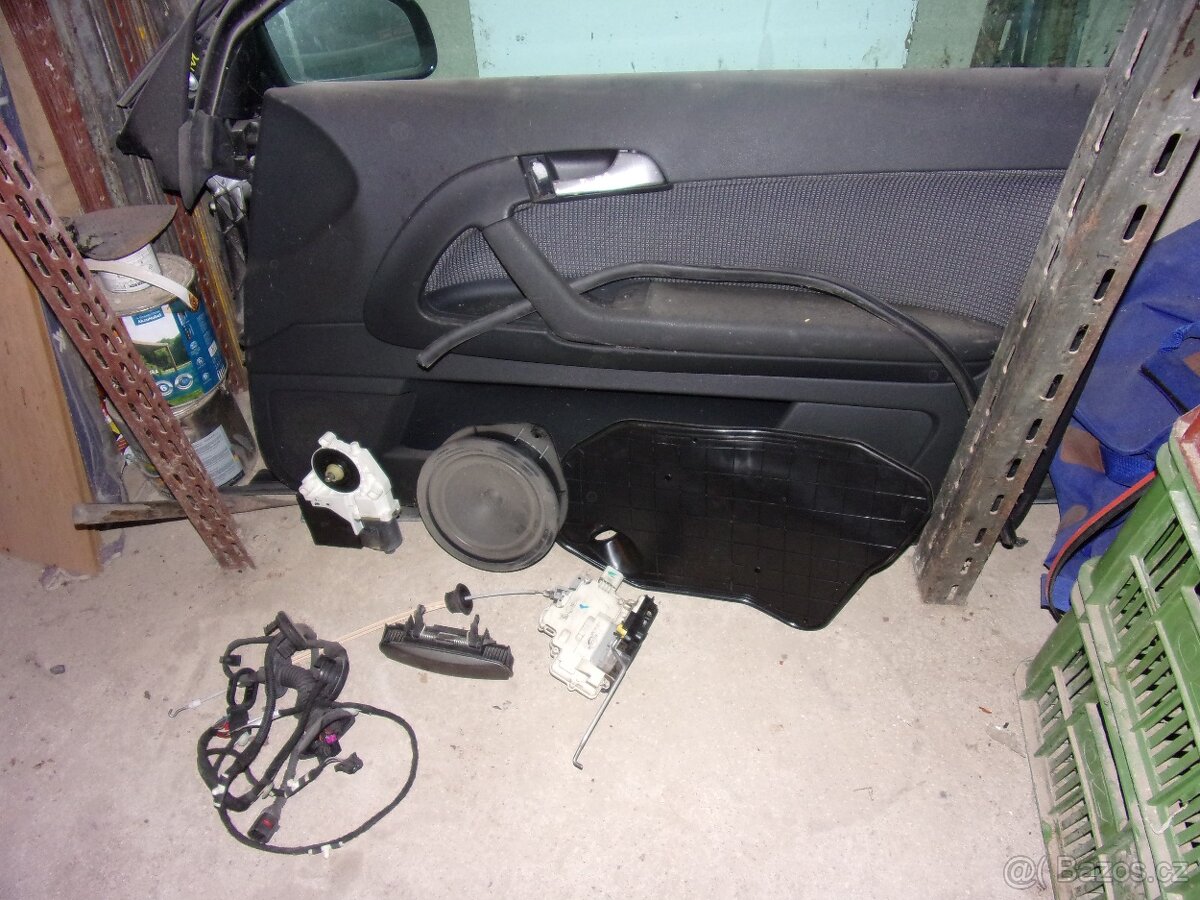 Audi A3 pravá stahovačka - 3