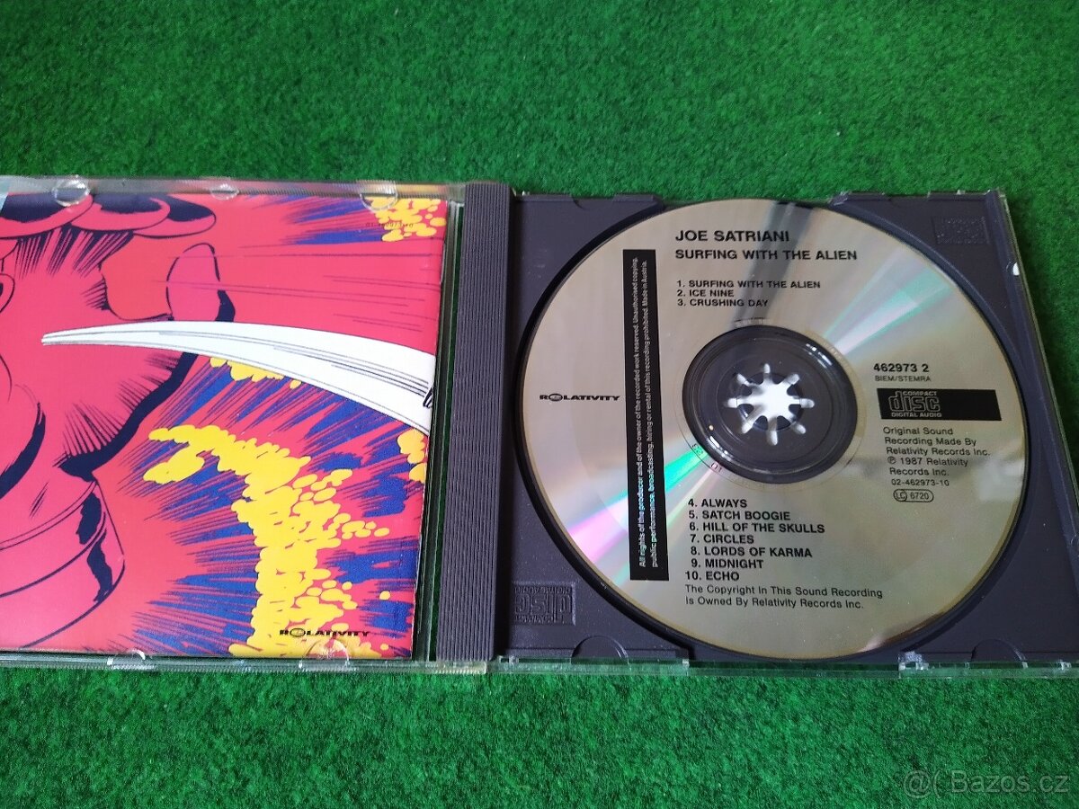 CD Joe Satriani - Surfing With Alien - 3