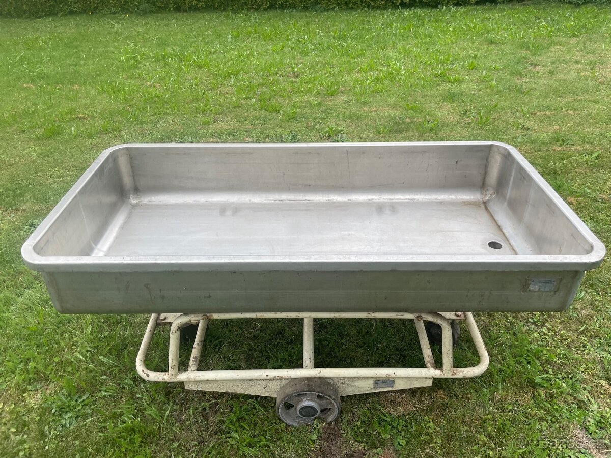 Nerezový vozík na maso - 3