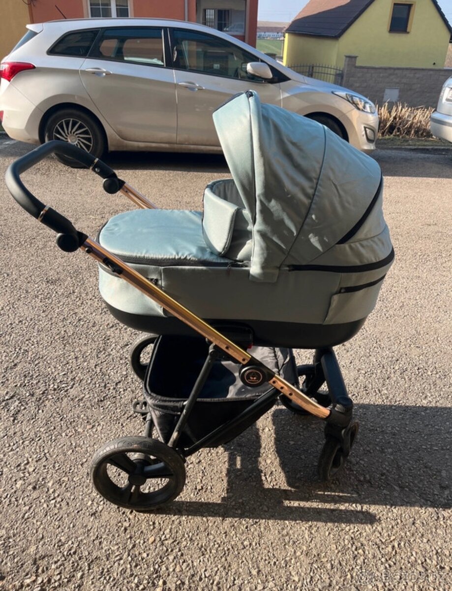 Kočárek Camarelo Belagio - 3