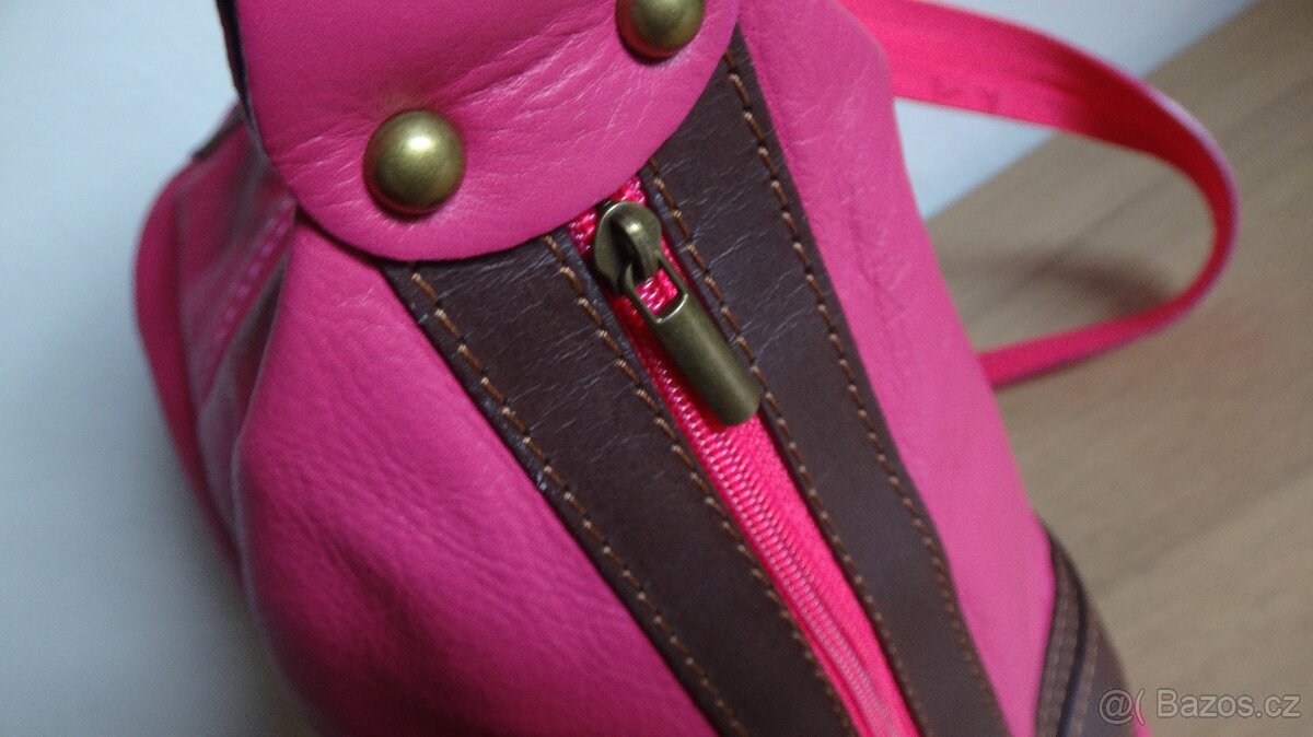 Krásná kožená italská kabelka/batoh 2v1- nepoužitá - 3