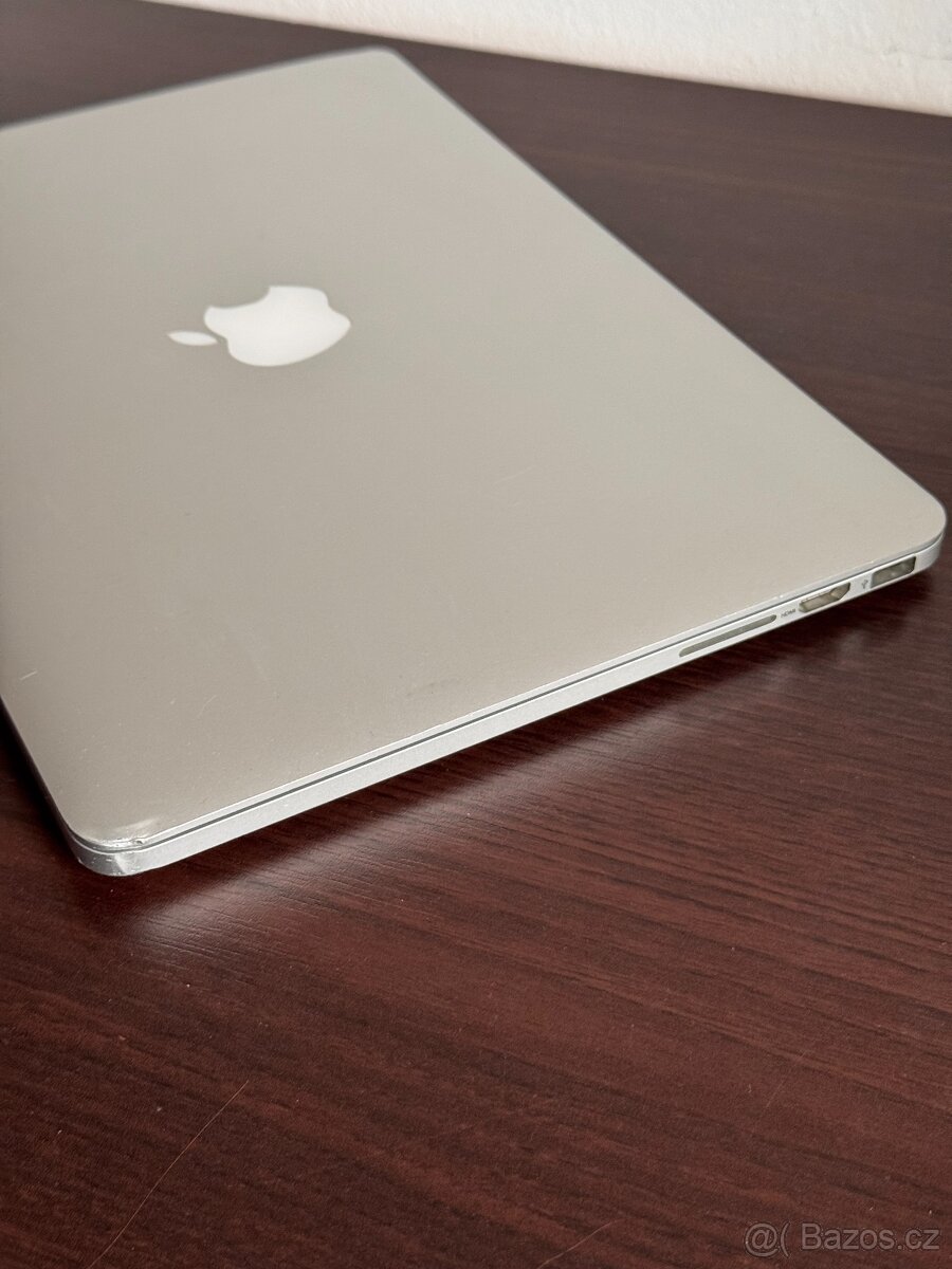 MacBook Pro 13,3" (2015) i5/8GB/256GB - 3