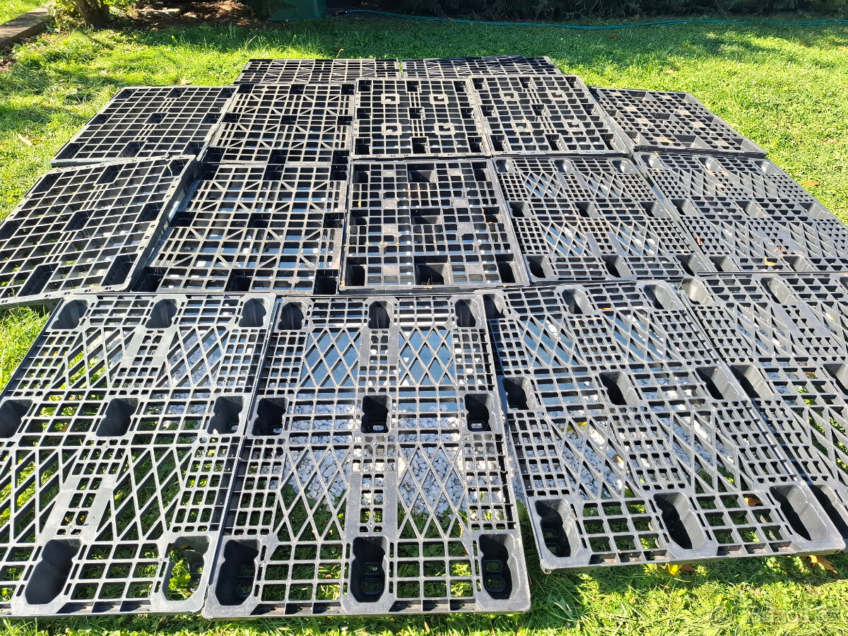 PLASTOVÉ PALETY (Hradec Králové) - 3