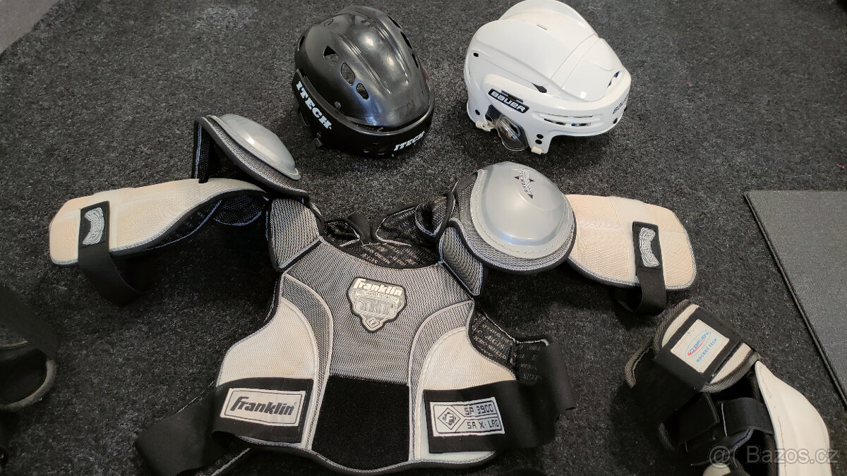 Hokejová výstroj - 3