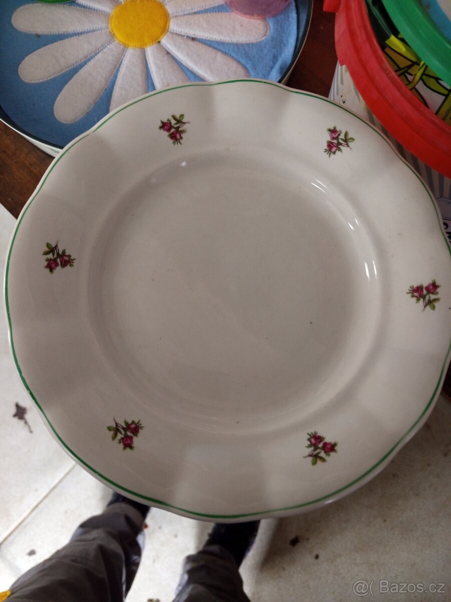 Talíře - 3