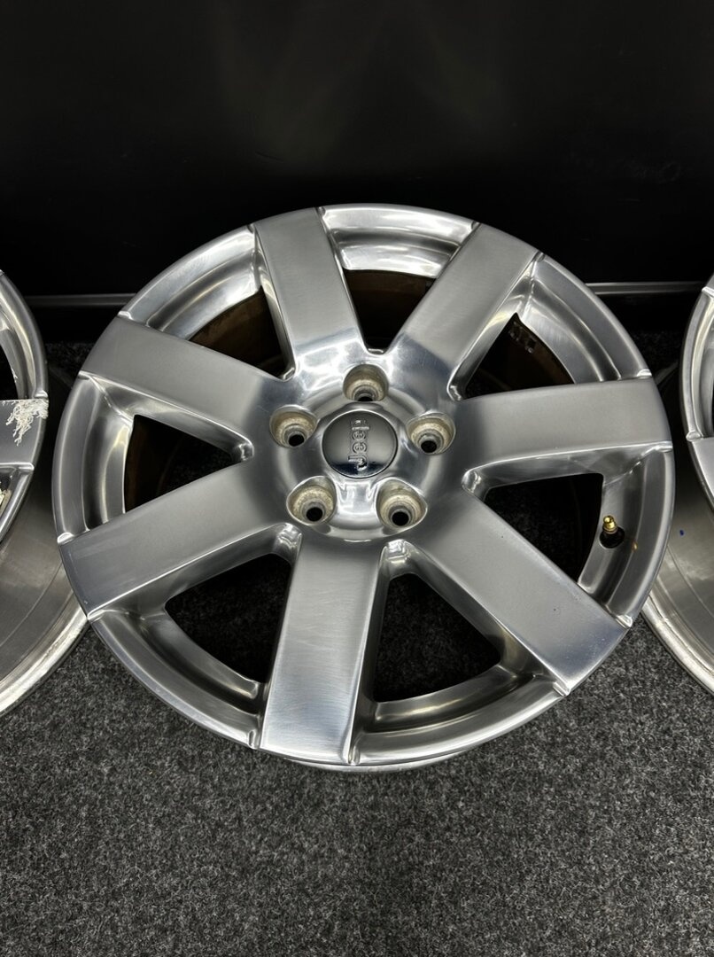 Sada alu Jeep 5x127 18” - 3