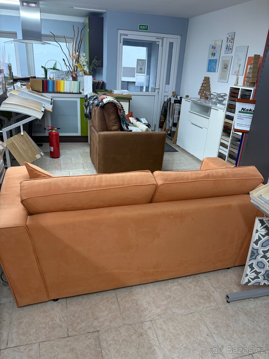 Sedačka z expozice - 3