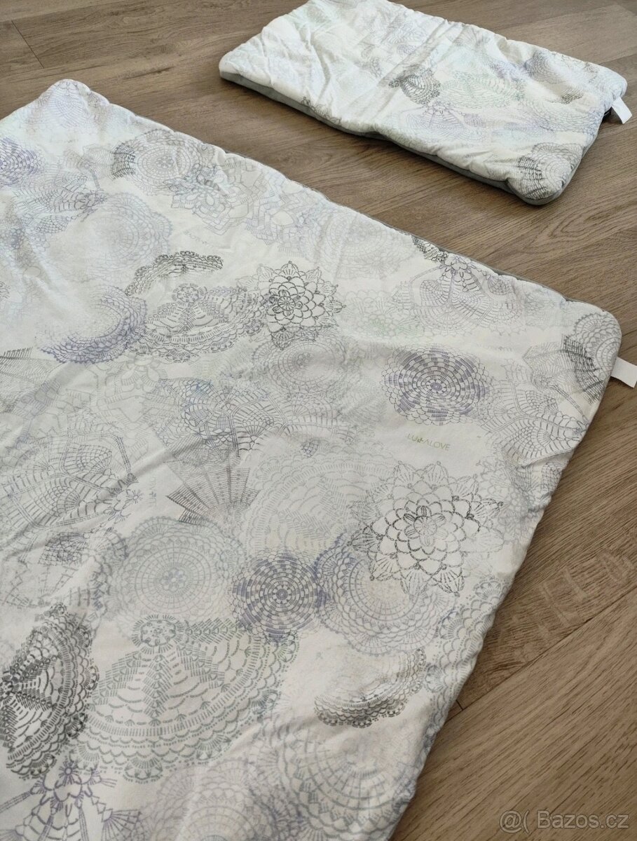 Přikrývka a polštář - 3