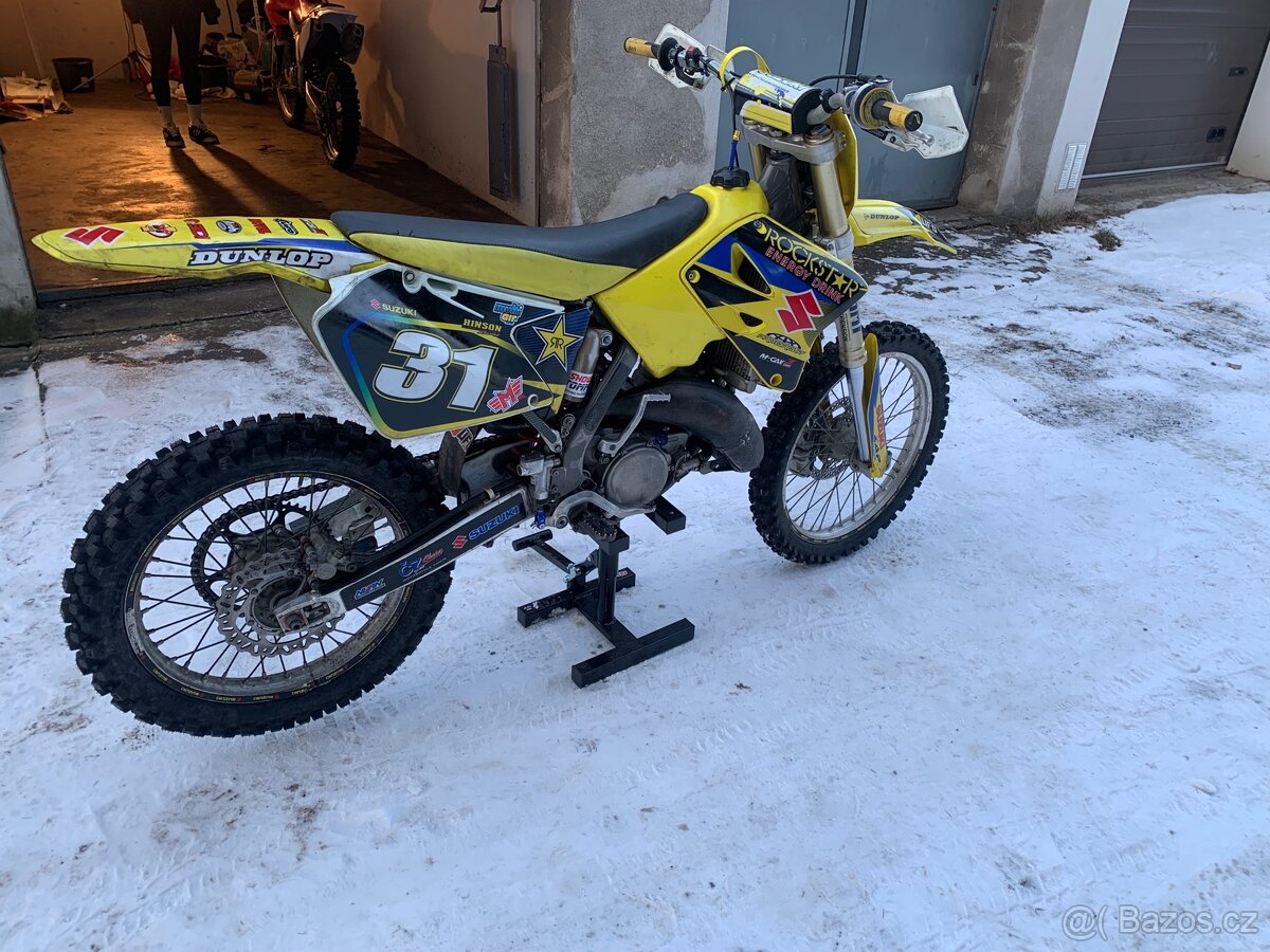 Suzuki rm 125