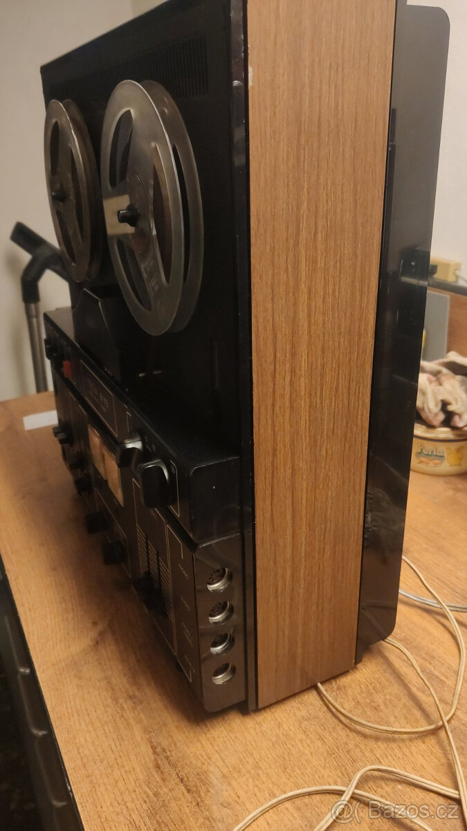 Kotoučovi magnetofon TESLA B113 - 3