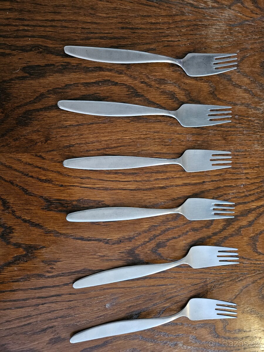 Prodám sadu nerezových příborů Sandrik - 3