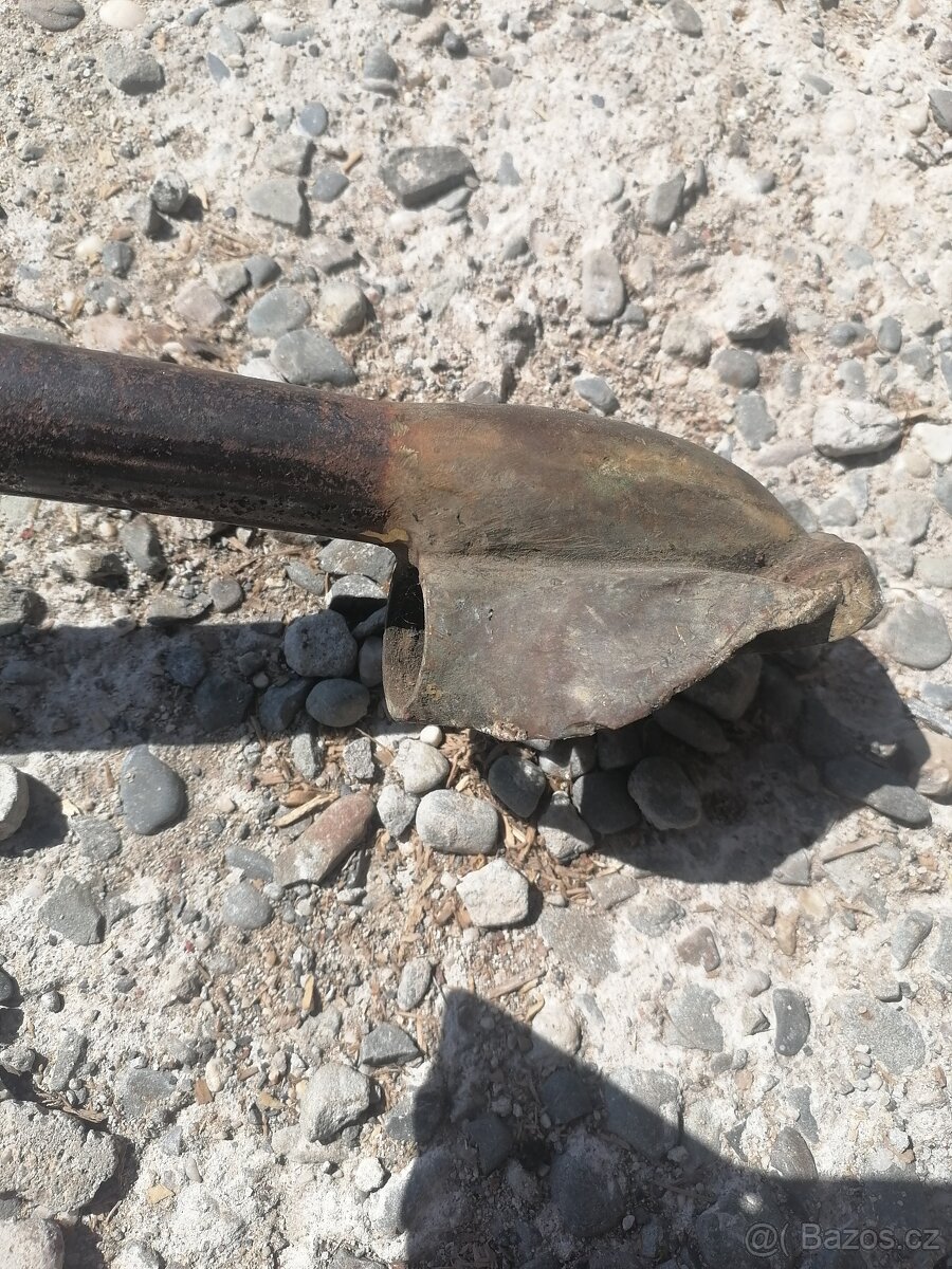 Sací potrubí Tatra 12 - 3