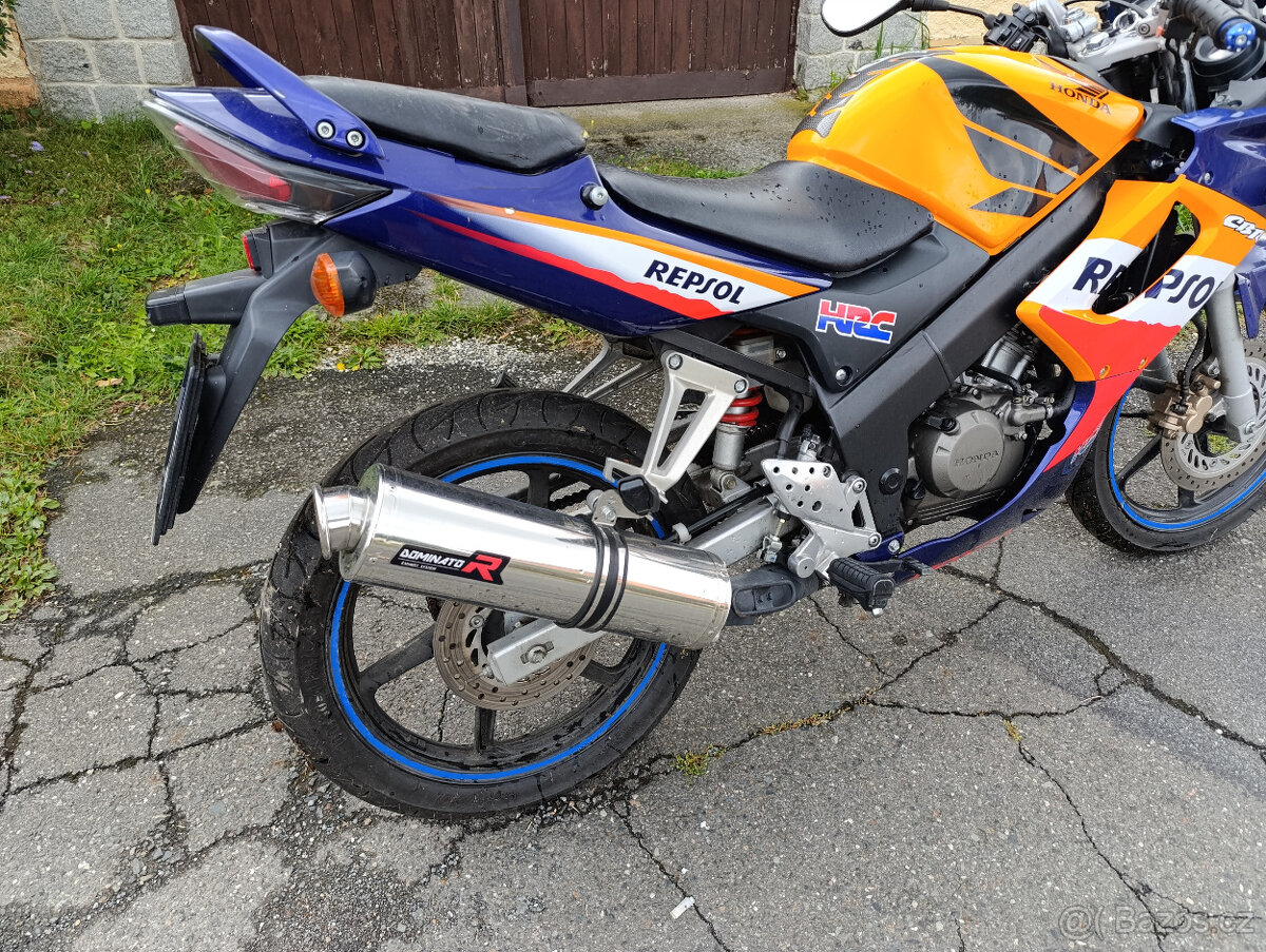 CBR 125R - 3