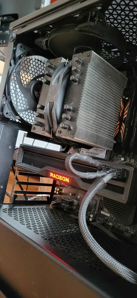 Gaming PC - Ryzen 5800x | RX 6800XT | 32GB - 3