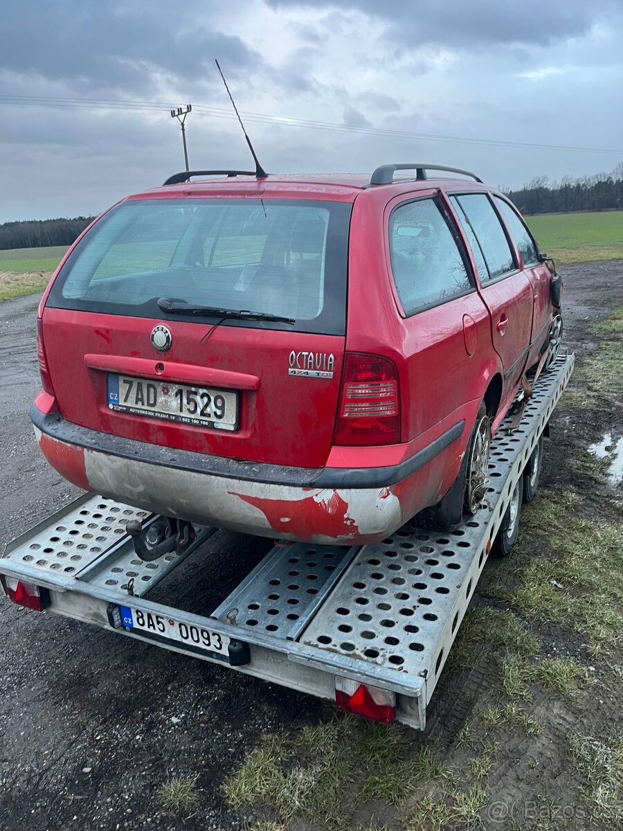 Škoda Octavia na náhradní díly - 3