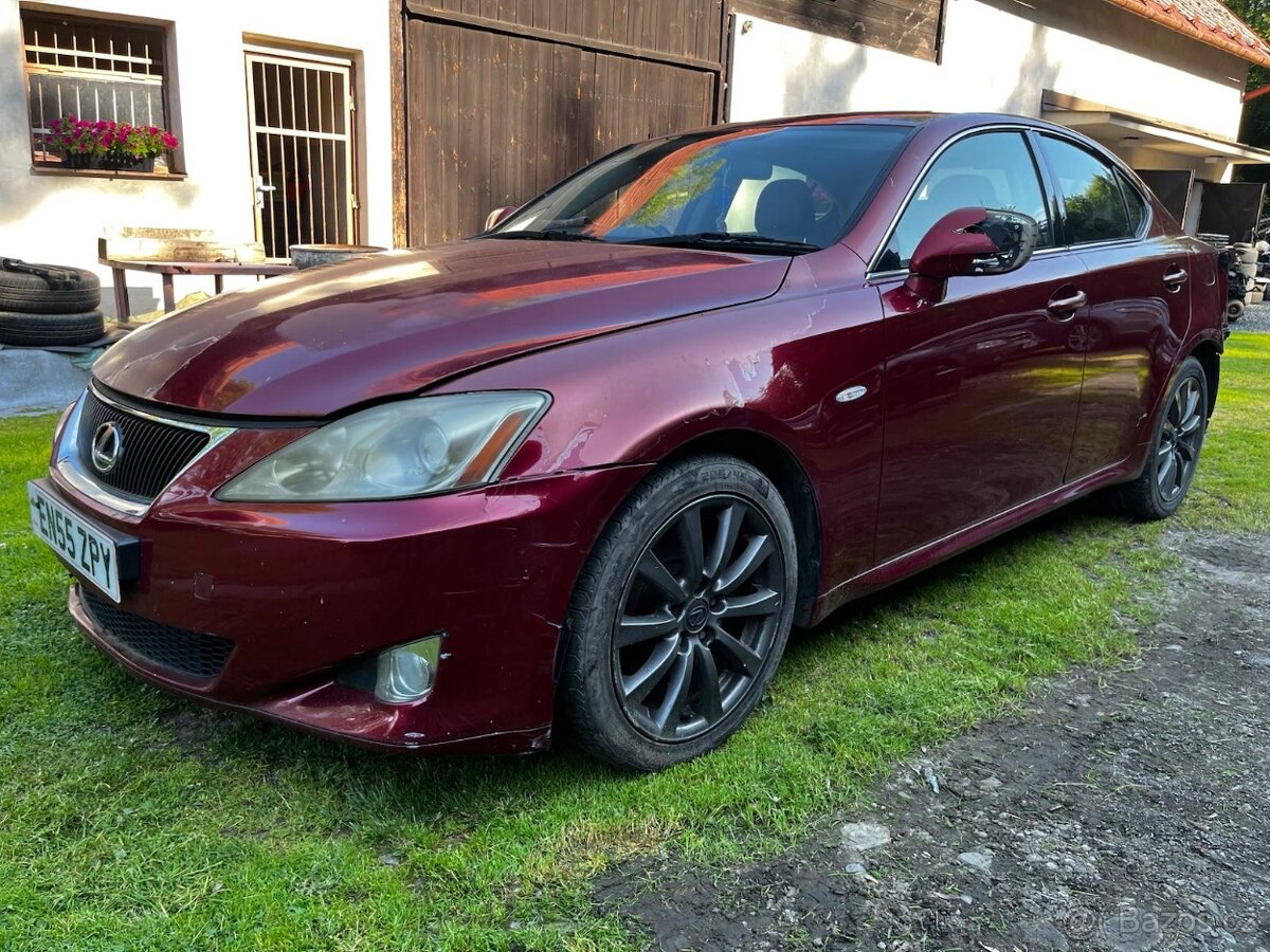 Lexus IS 250 - 3
