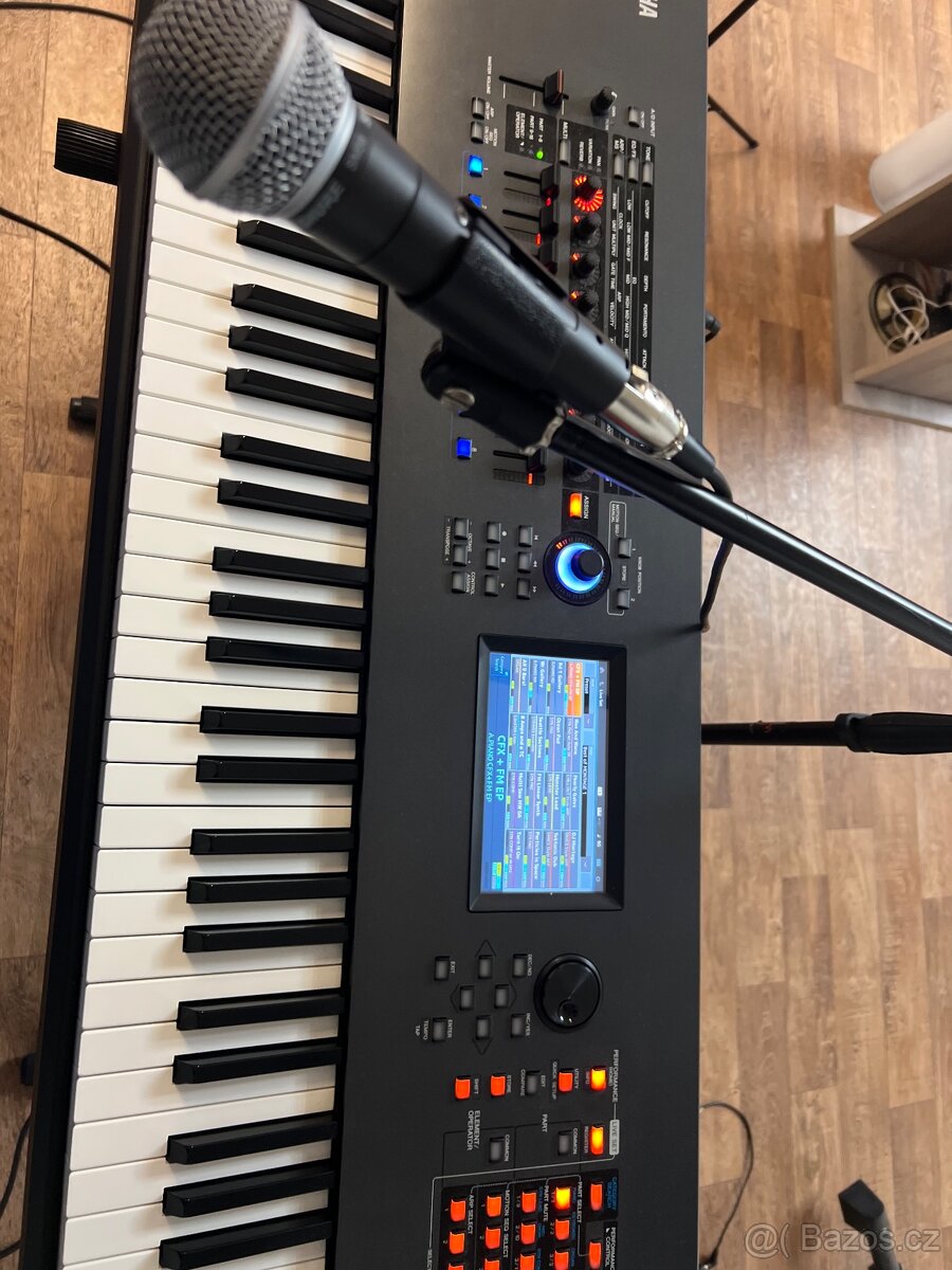 Yamaha montage 8 - 3