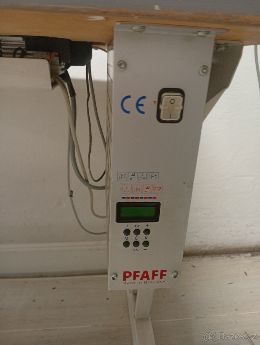 Průmyslový stroj PFAFF 1181 - 3