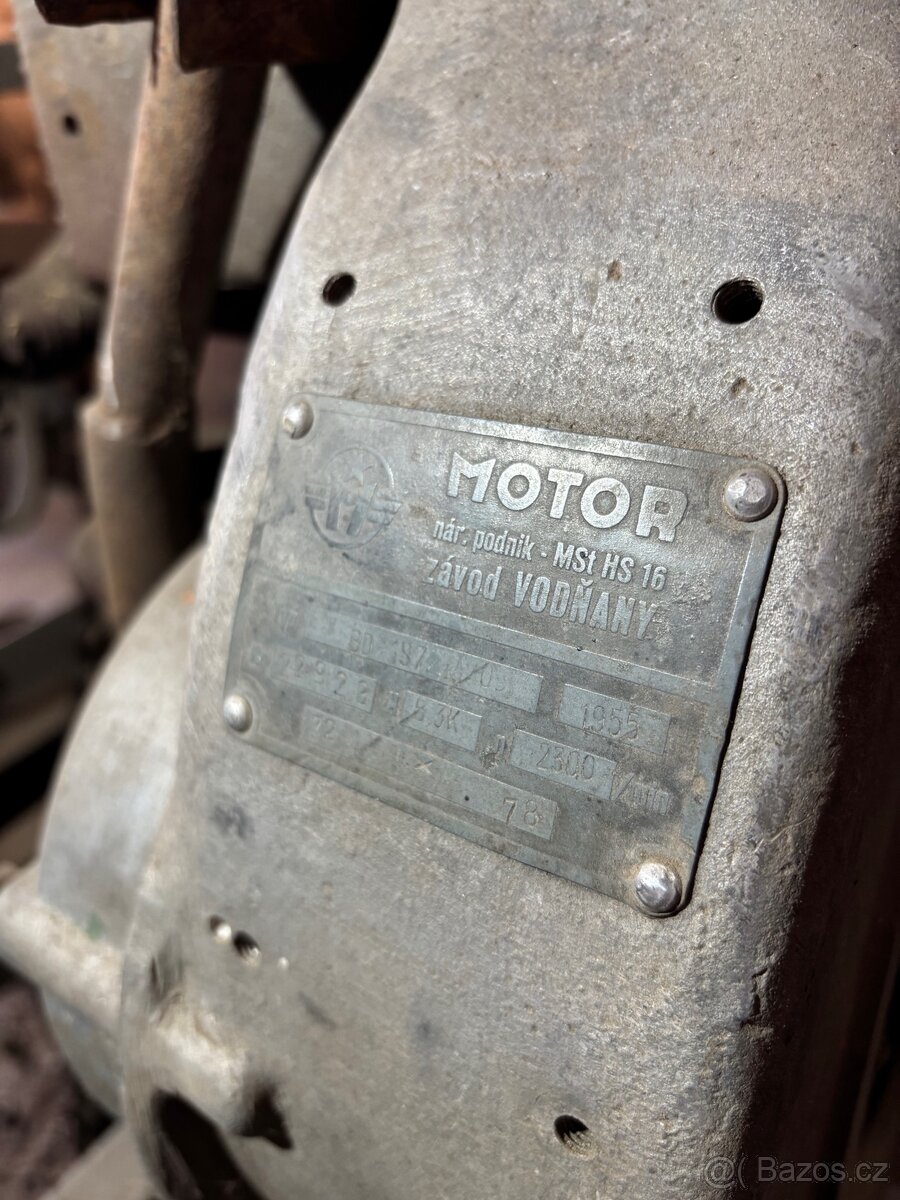 MOTOR 53k r.v. 1955 - 3