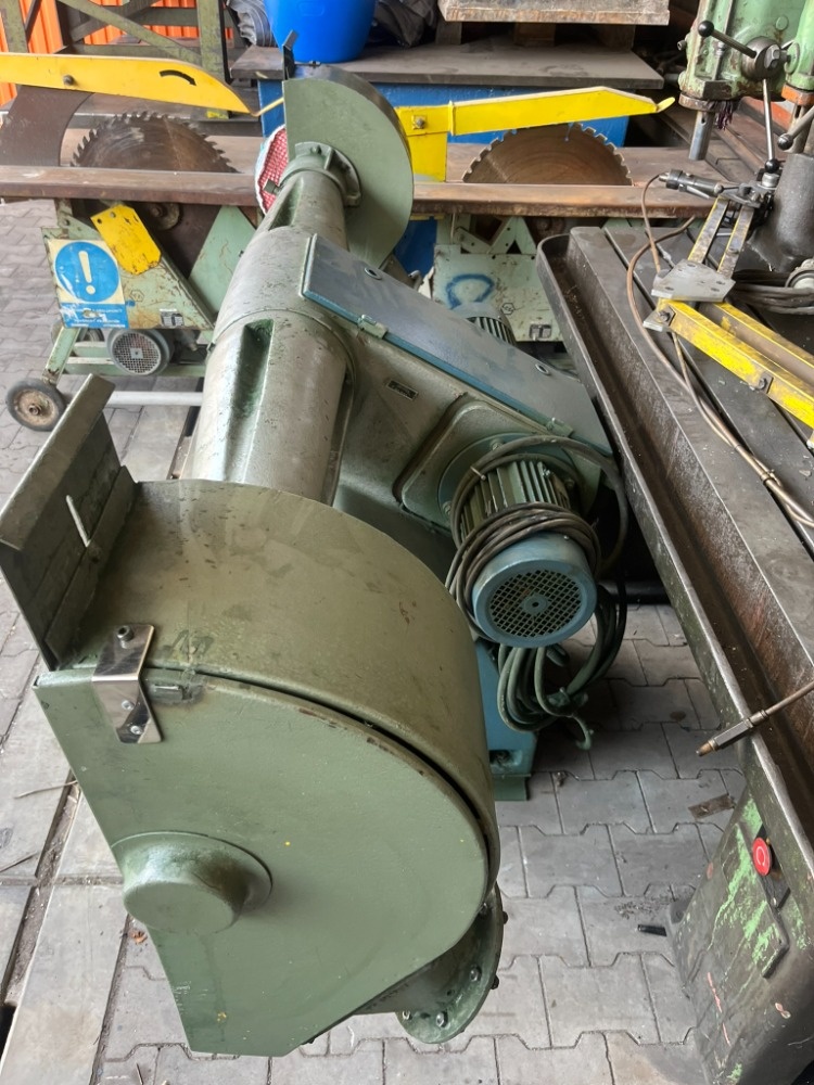 Dvoukotoučová stojanová leštička Kovofiniš, 7,5 kW - 3