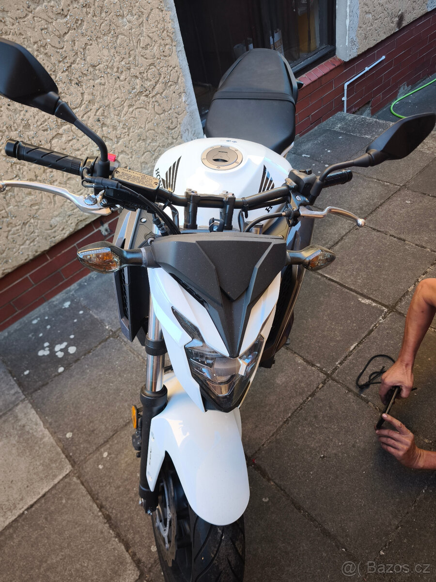 Honda CB 650 F - 3