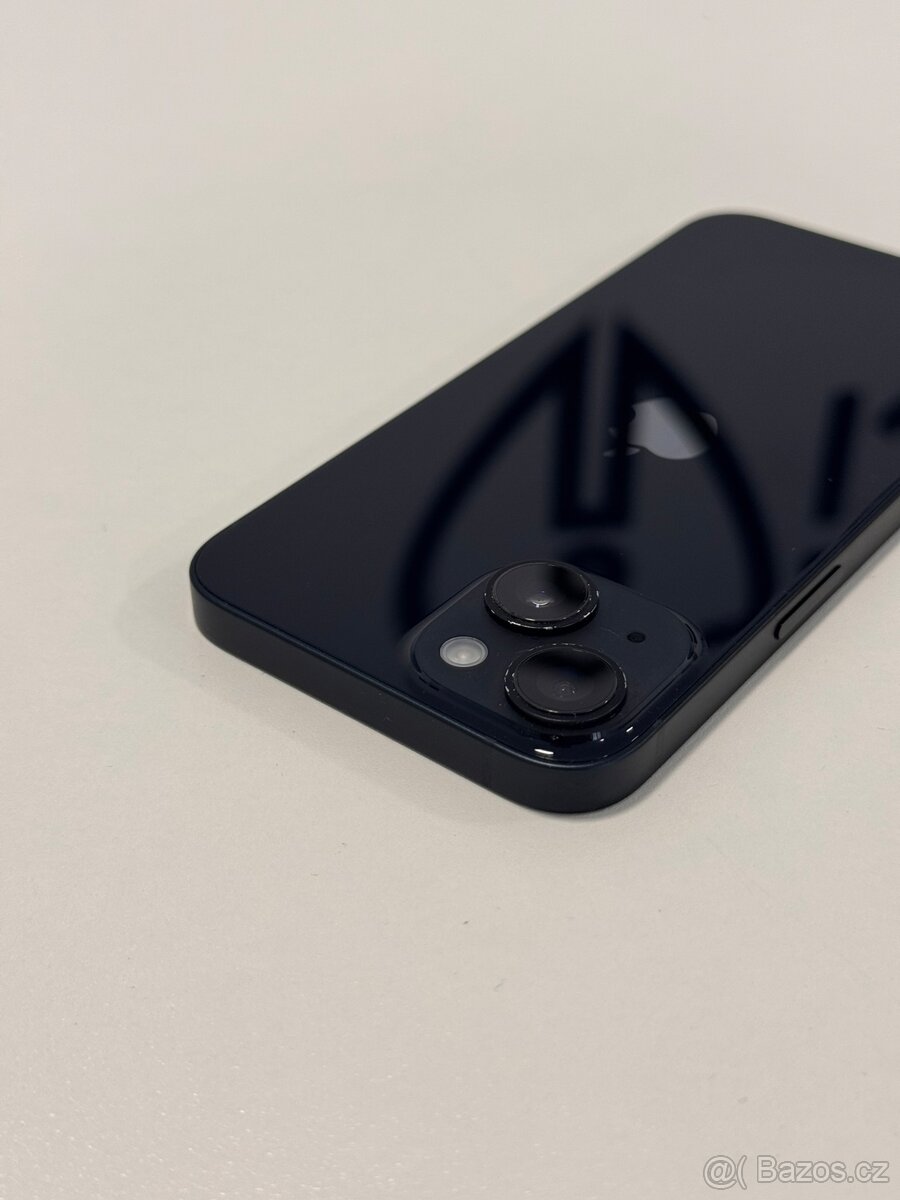 iPhone 14 128GB černý - 100% baterie - 3