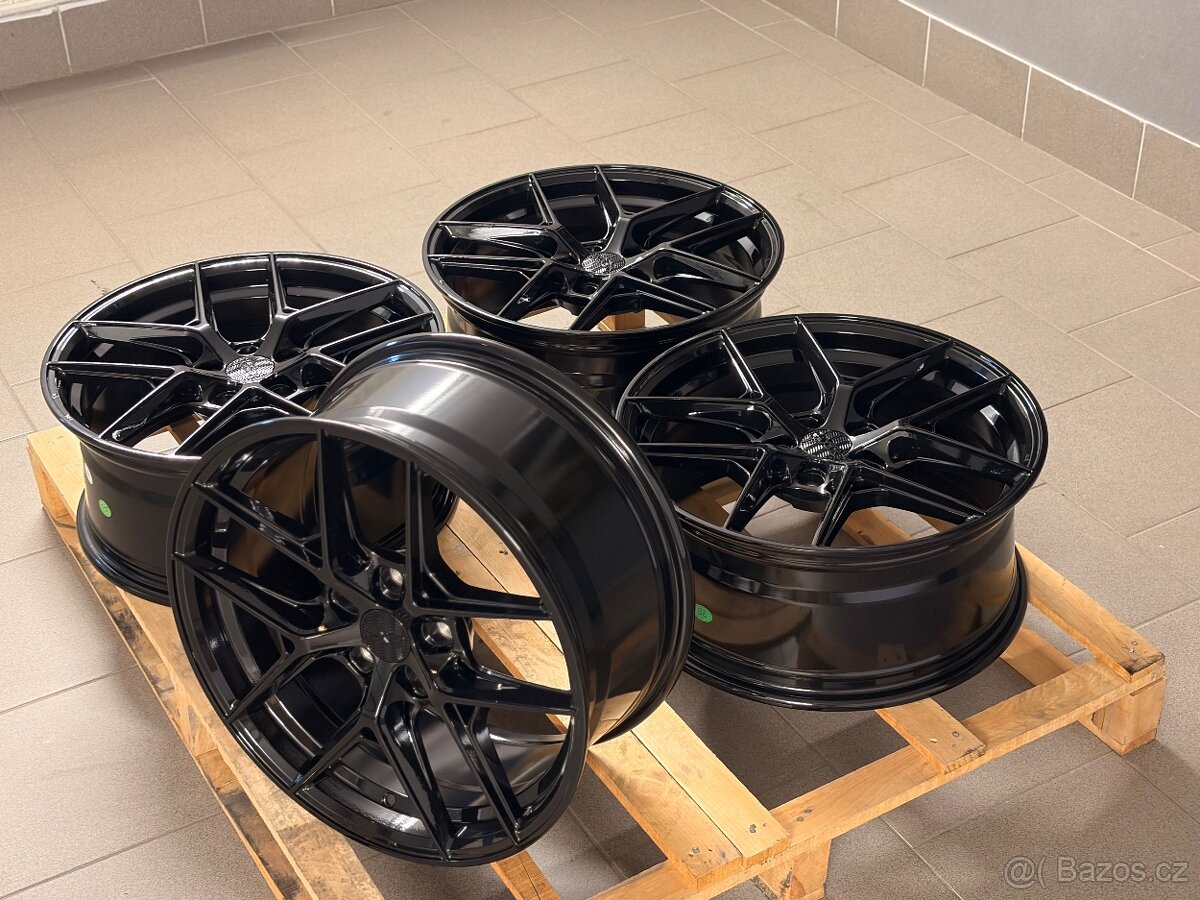 Sada Alu kol BMW 18” - 3