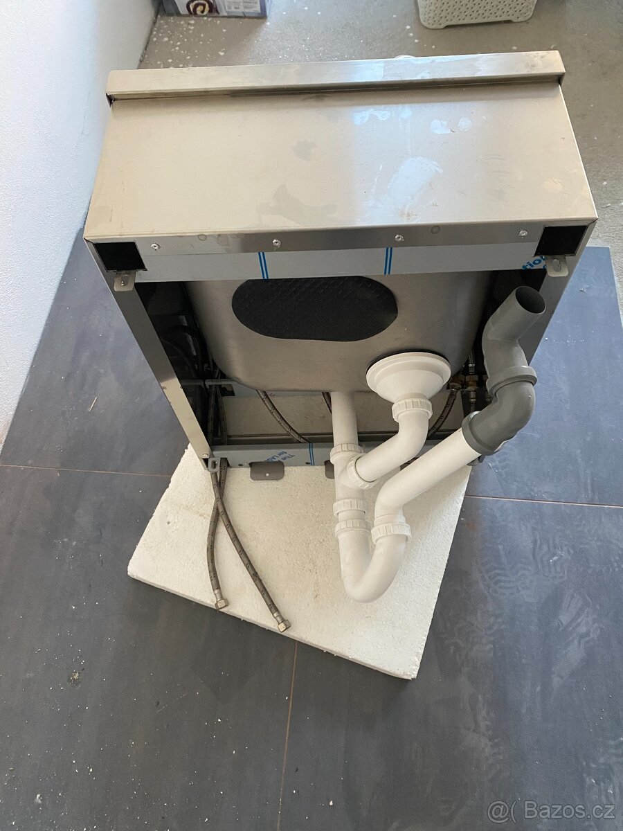 Nerezová výlevka - 3