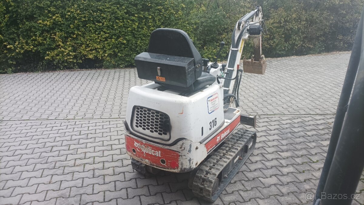 Minibagr Bobcat 316 EA r.v.2007 celk. hmotnost 760kg - 3