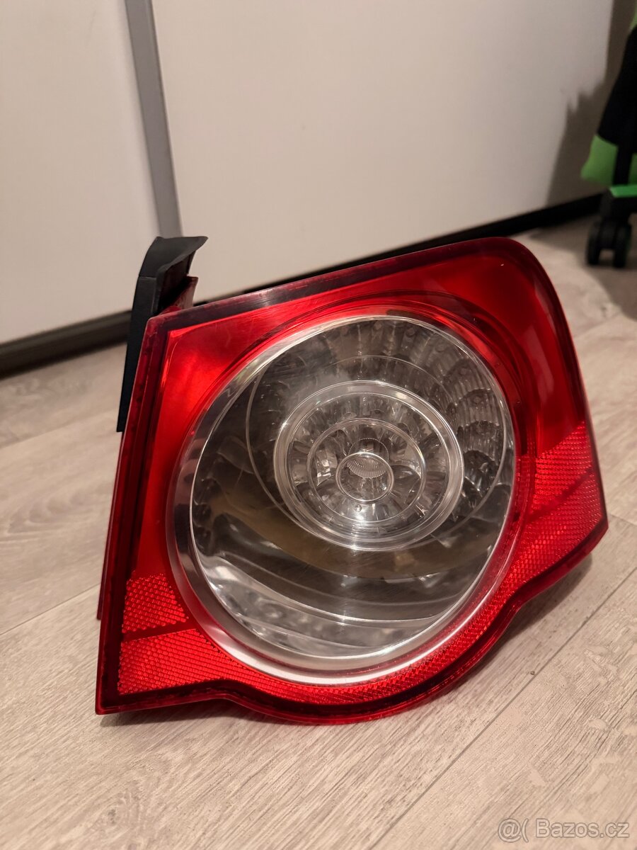 Zadní světlo na Passat B6 - 3