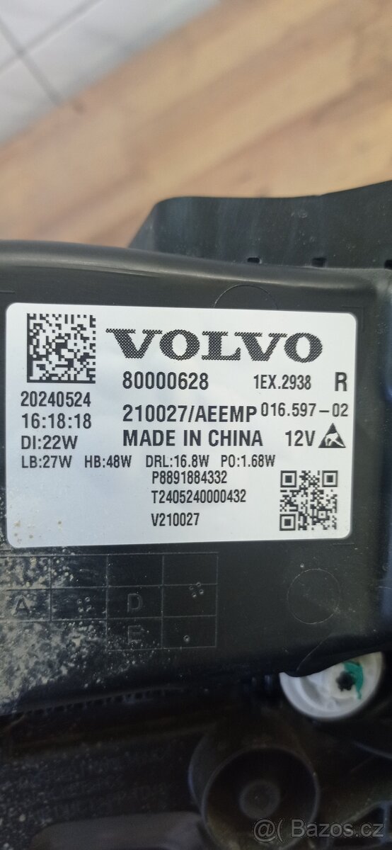 Pravé přední světlo Volvo EX30 - 3