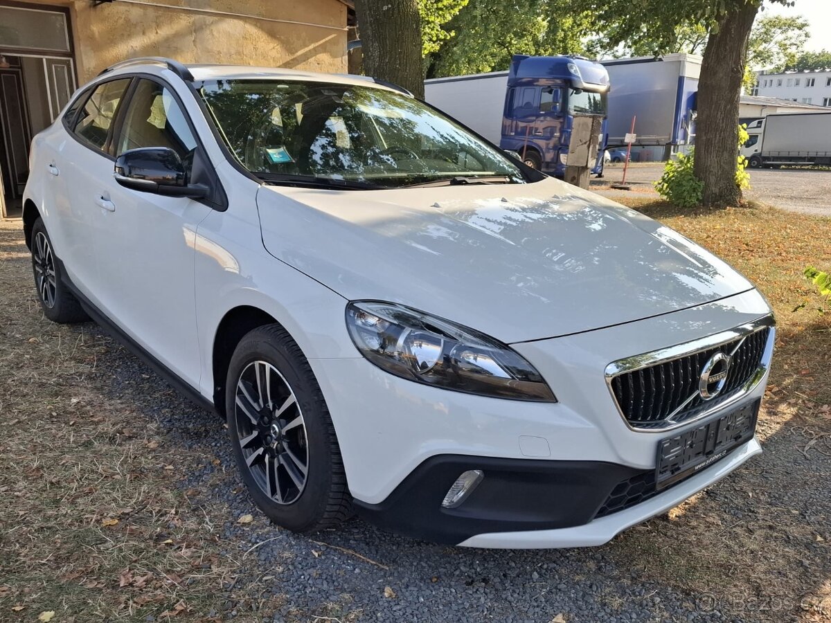 Volvo V40 Cross Country 2,0 D 88kW - 3