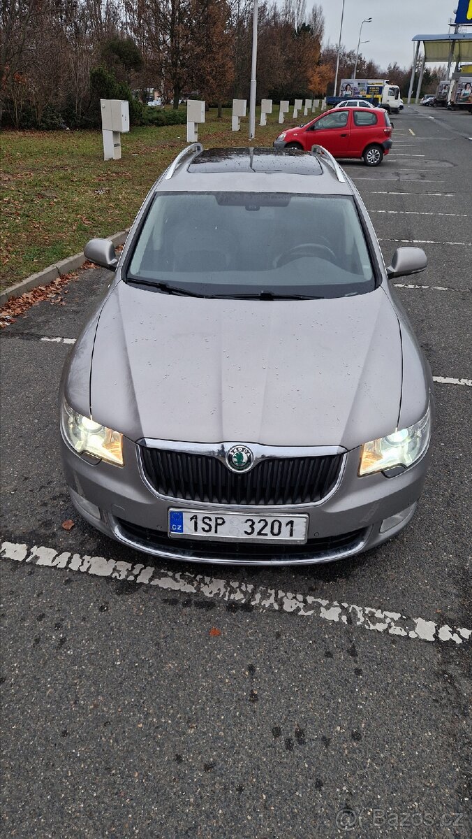 Superb 2 combi 2.0 TDI 4x4 125kW top stav - 3