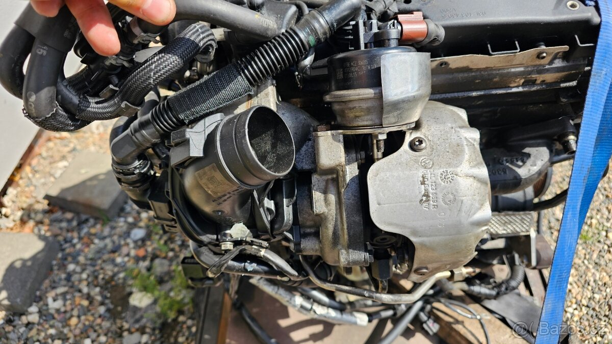 Díly - z motoru CNHA 2.0 TDi 140kW VW AG - 3