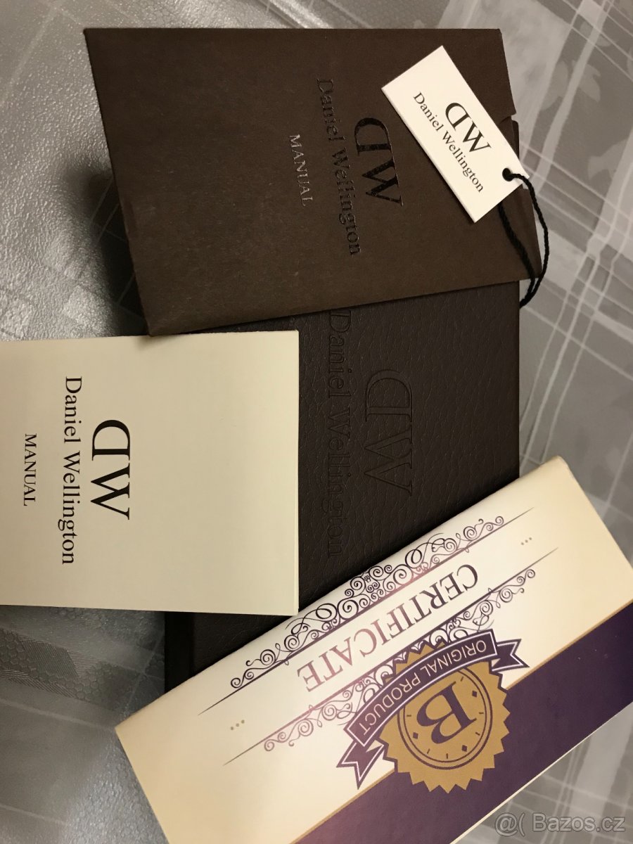 Dámské hodinky DW - 3