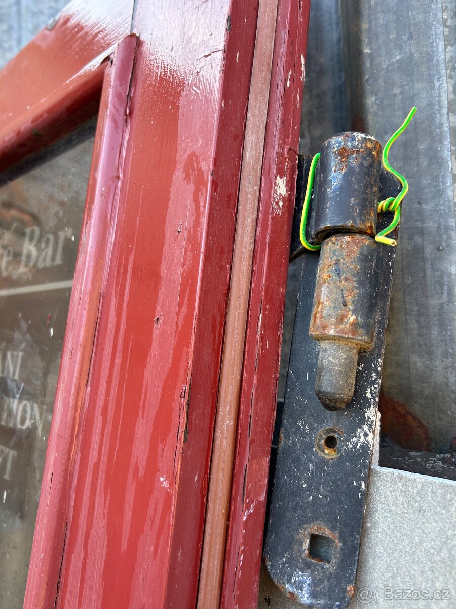 VCHODOVÉ MASIVNÍ DVEŘE - 3