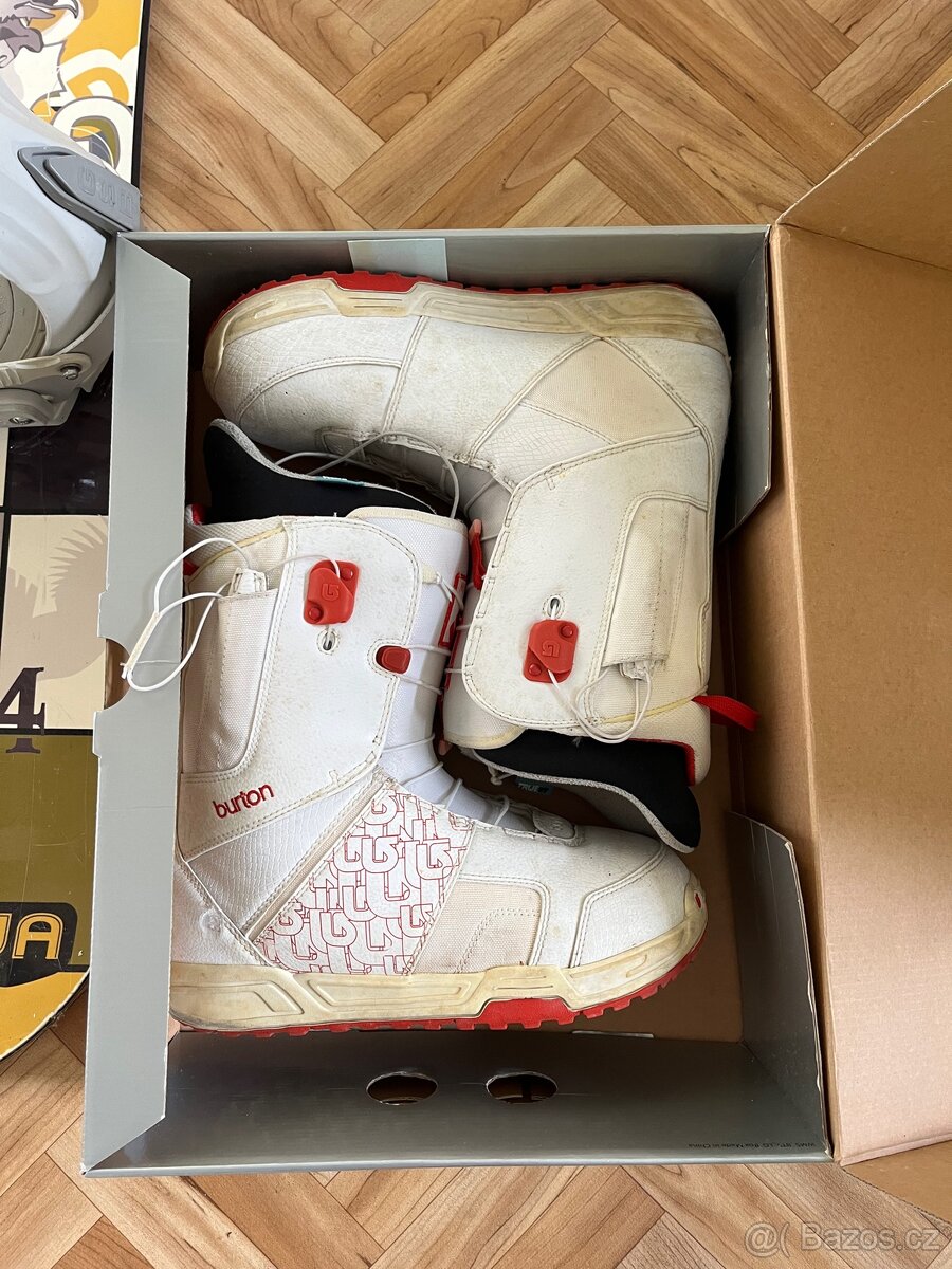 Snowboard s vázáním a botama Burton 43,5 - 3