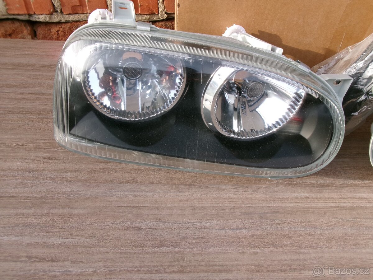 VW GOLF 3 - přední čirá černá světla H7 a H7 - 3