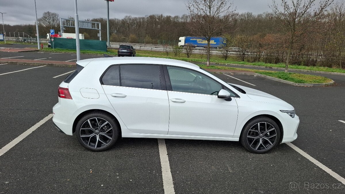 Golf hatchback 1,5 eTSI Style DSG7st 85kw přenechám OL - 3