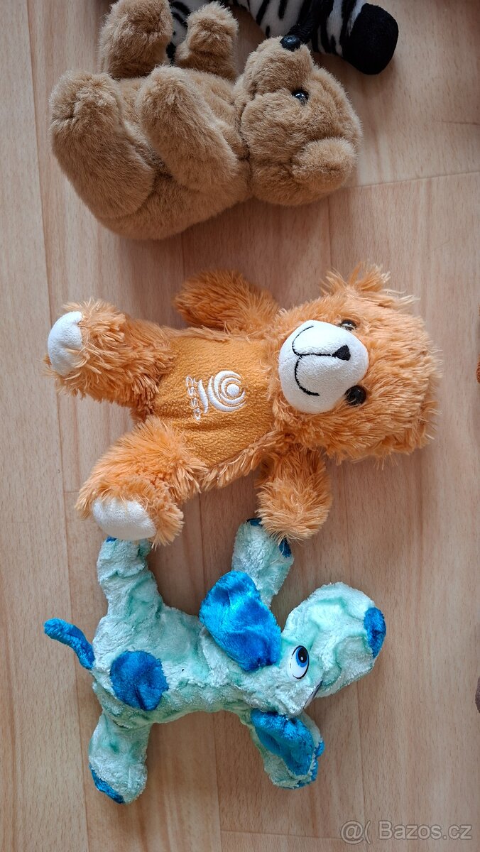 Set 16 ks plyšáků, cena celkem - 3