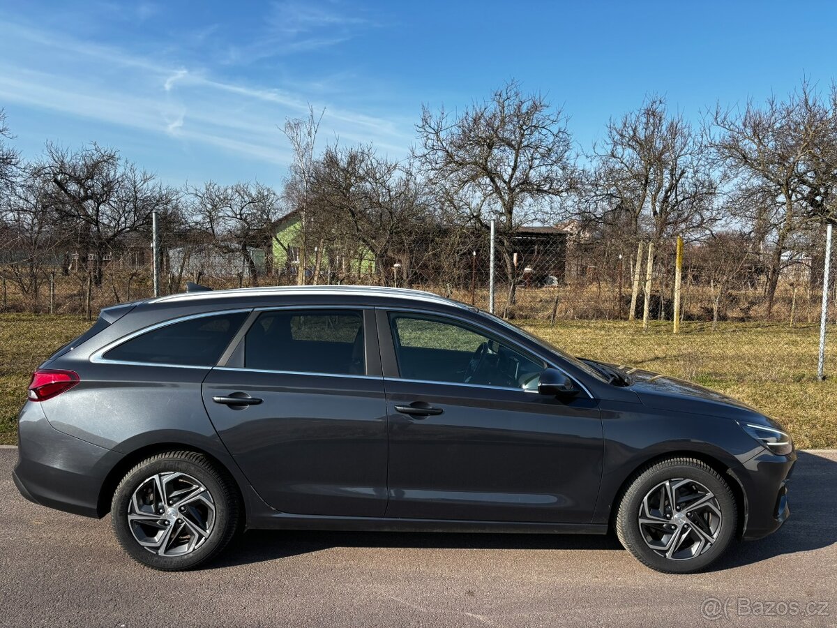 Hyundai i30 combi AT - 3