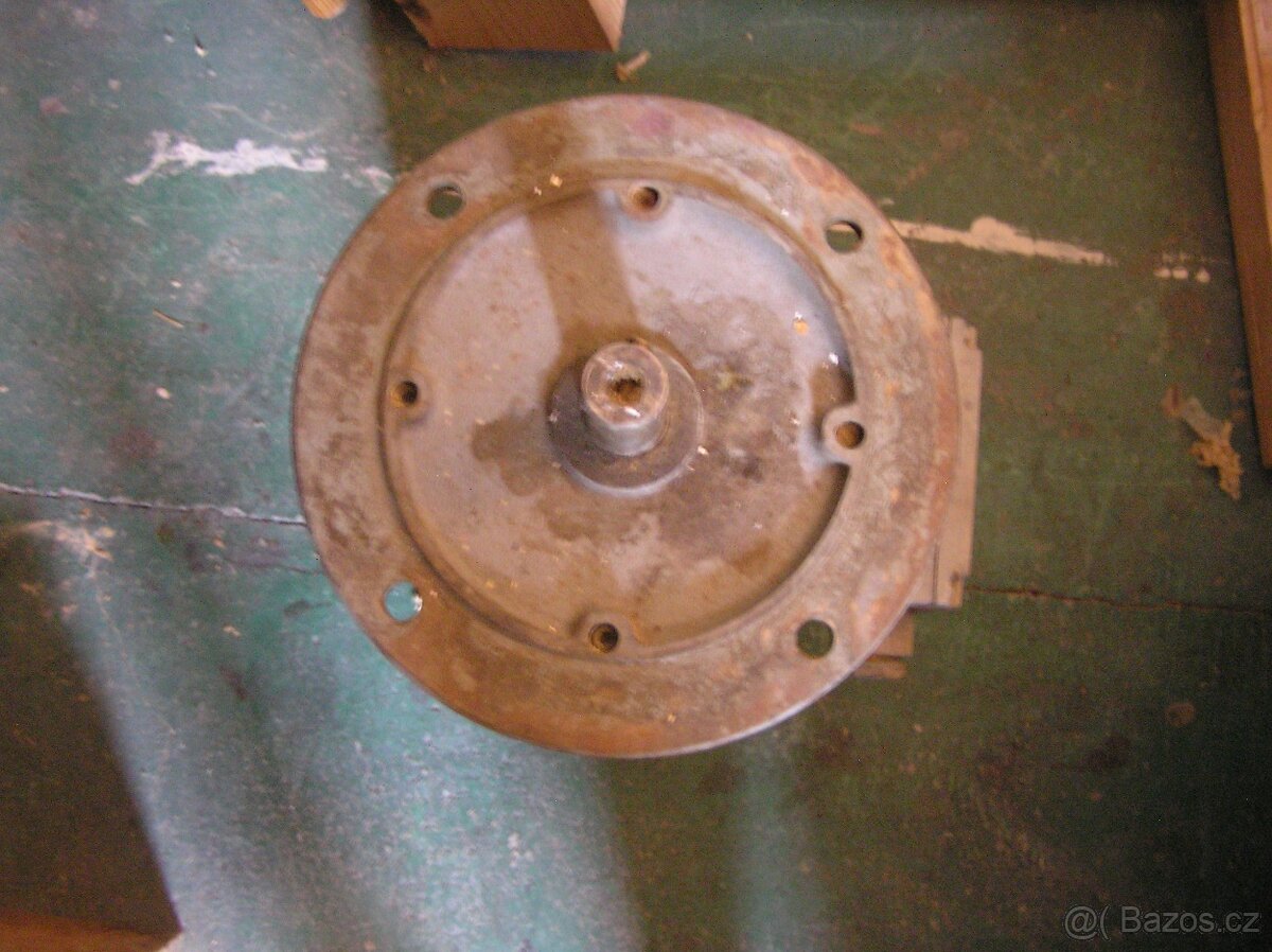 elektromotory výrobce MEZ Mohelnice - 3